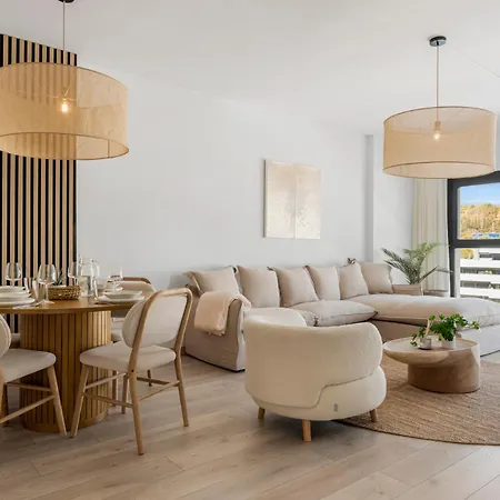 Modern Penthouse - Near & Oldtown Апартаменти Естепона