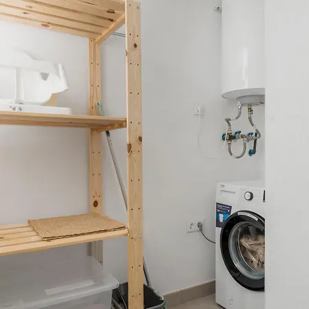 Modern Penthouse - Near & Oldtown Apartmán