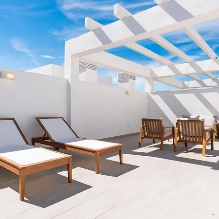 Modern Penthouse - Near & Oldtown Apartmán Estepona