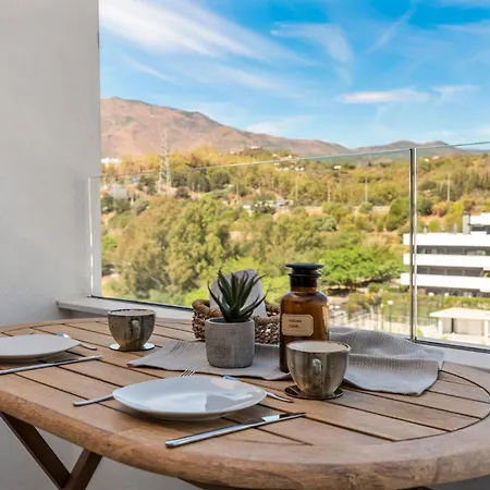 Modern Penthouse - Near & Oldtown Apartamento