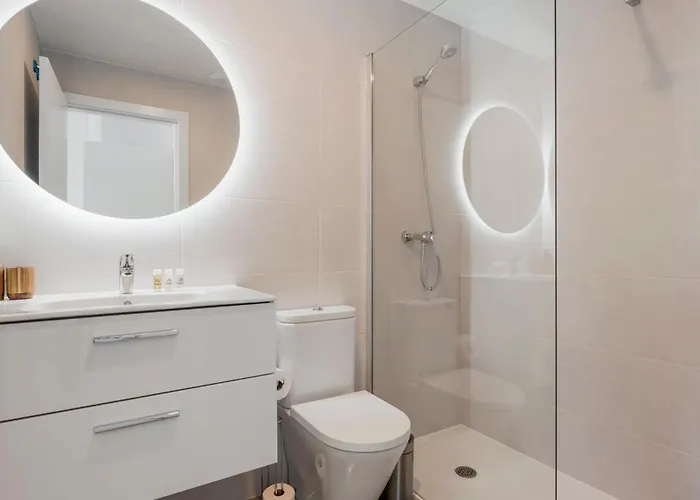 Modern Penthouse - Near & Oldtown